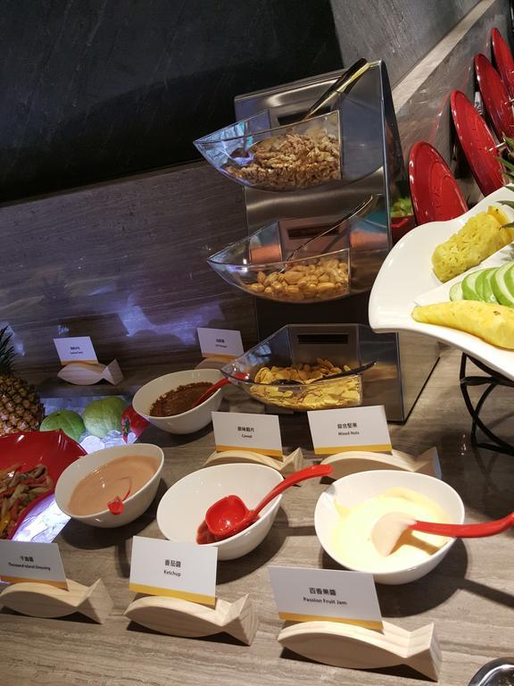 Changyu Hotel Tainan Eksteriør bilde